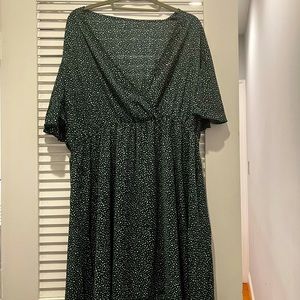 Short Sleeve V-Neck Polka Dot Dress 3X